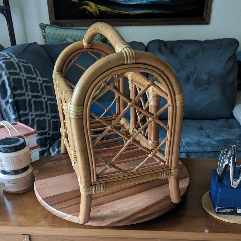 Vintage Boho Magazine Rack - Picture 2 of 4